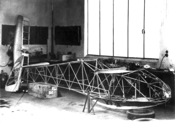 Bau des Segelflugzeugs L-Spatz